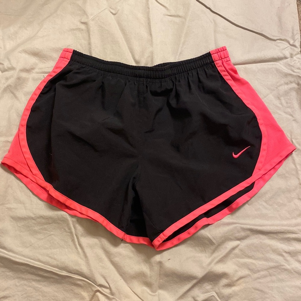 NIKE NEON PINK ATHLETIC SHORTS